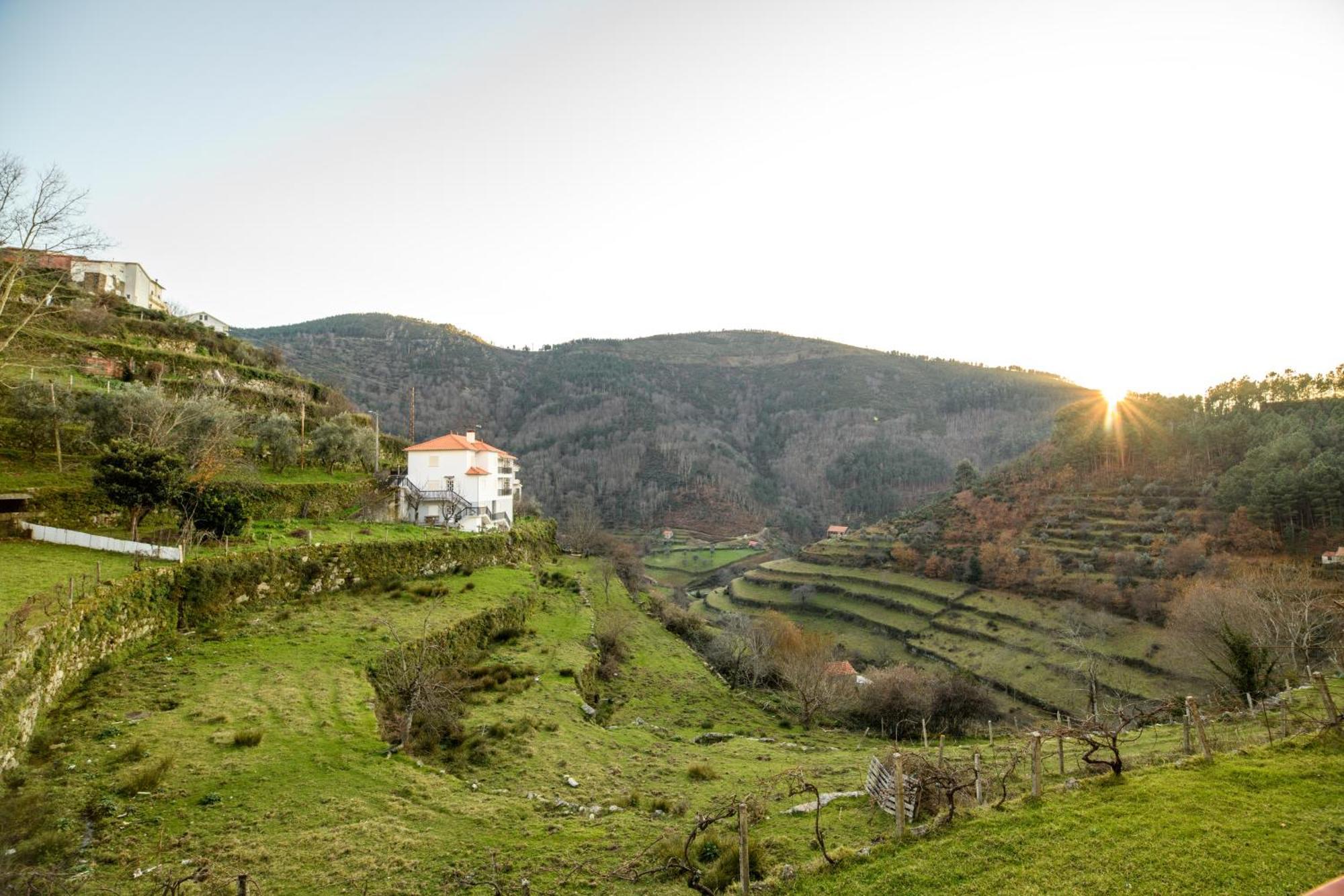 Casa Da Fandega Guest House Loriga Exterior photo